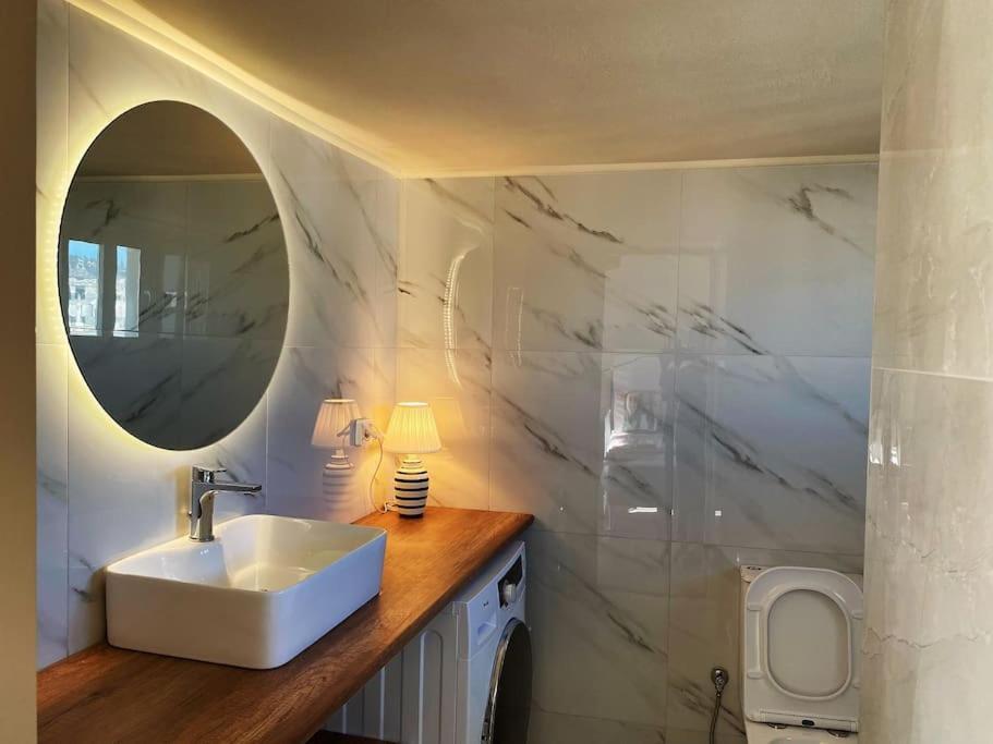 Athens Skylight Condo Ngoại thất bức ảnh