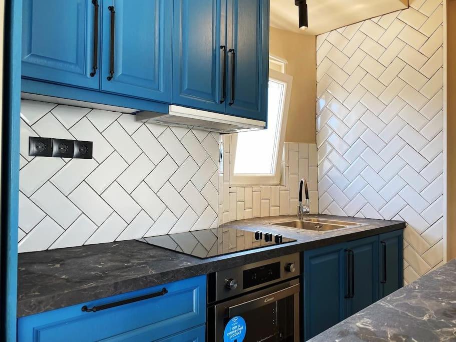 Athens Skylight Condo Ngoại thất bức ảnh